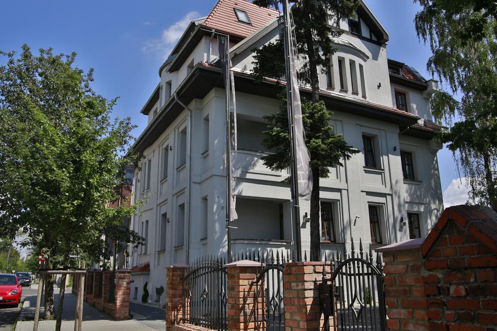 Hotel Chopin Bydgoszcz Bagian luar foto
